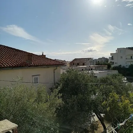 Apartament Lalic *